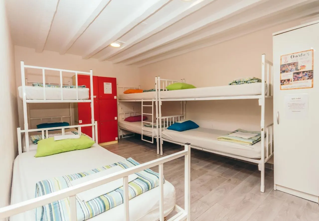 Booze & Snooze Social Hostel Split