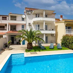  Apartamento And Alenka Croacia