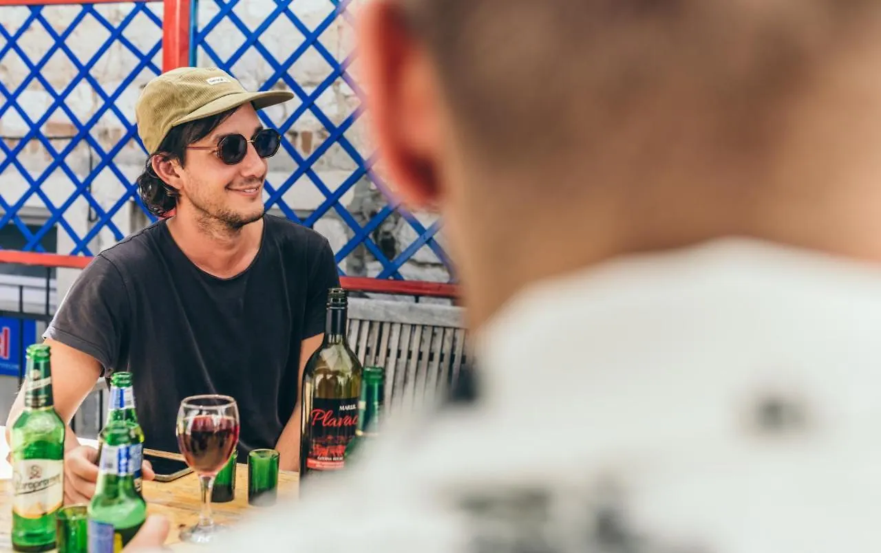 Booze & Snooze Social Hostel Σπλιτ